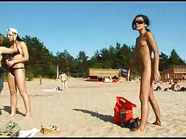 Азиатски Ladyboy Pupae я дои тя петел българско порно безплатно в чувствена мастурбация
